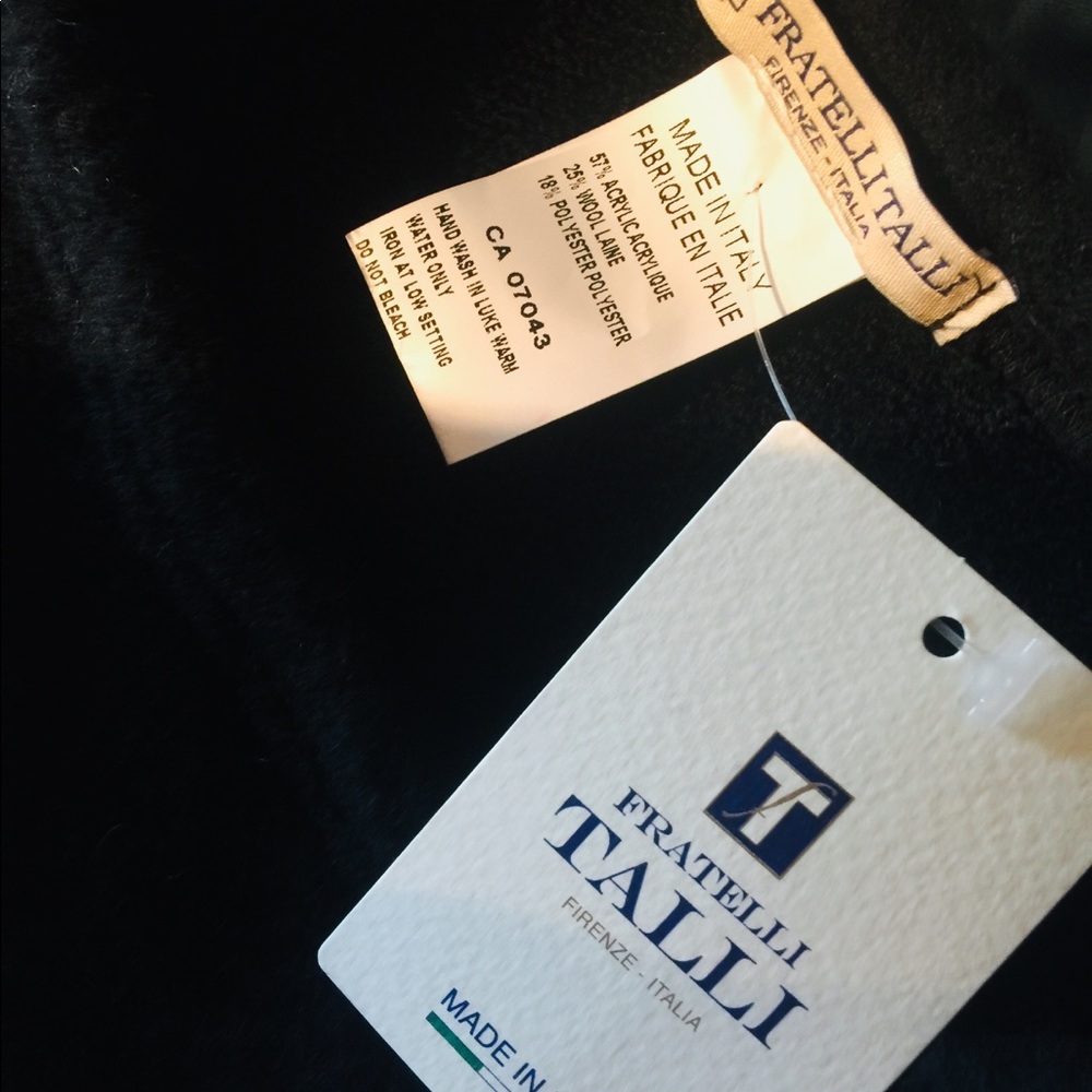 New With Tags Poncho - Picture 4 of 4